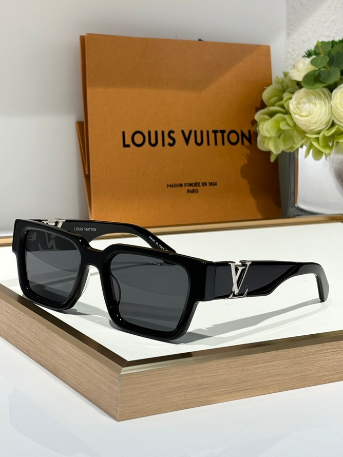 LV Sunglasses(AAAA)-2902