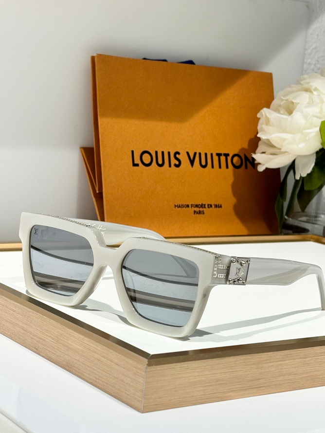 LV Sunglasses(AAAA)-2831
