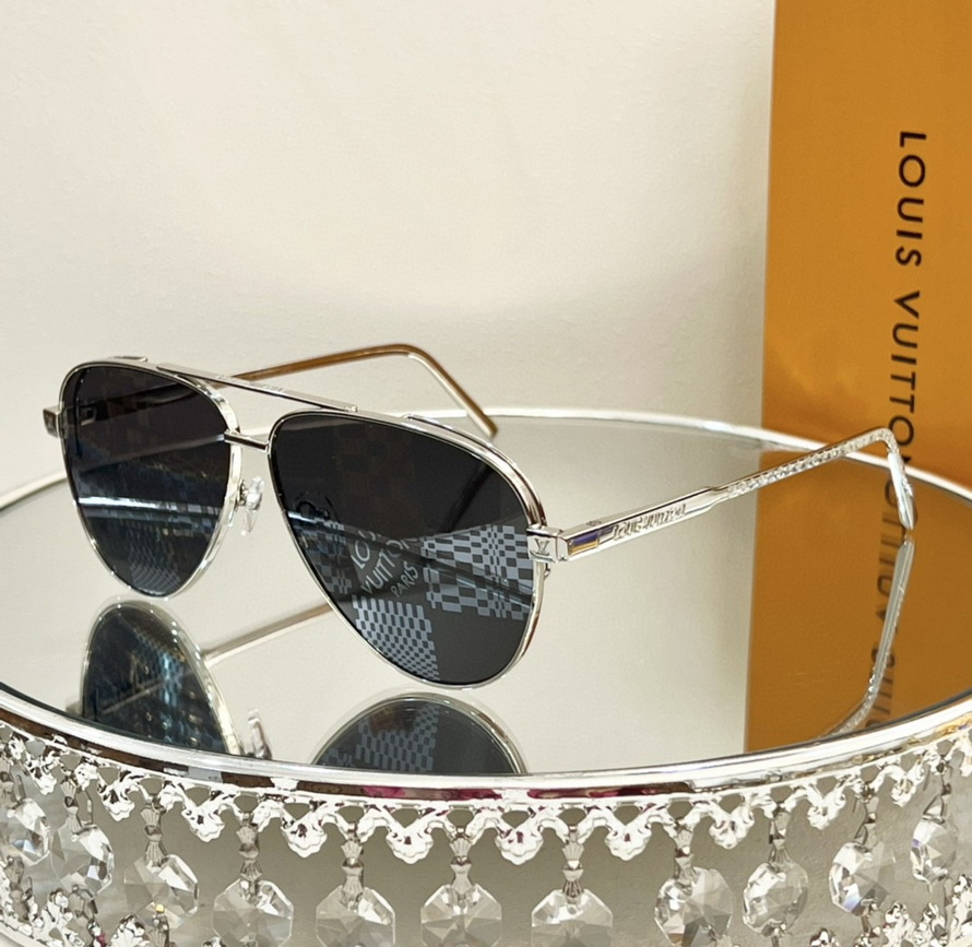 LV Sunglasses(AAAA)-2693