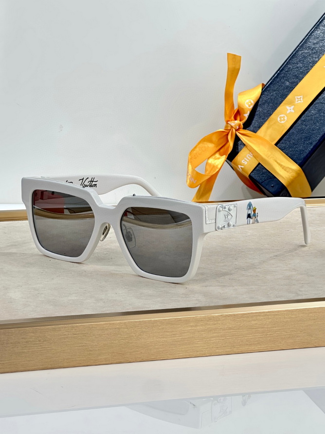 LV Sunglasses(AAAA)-2422