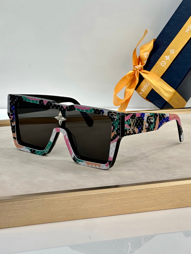 LV Sunglasses(AAAA)-2382