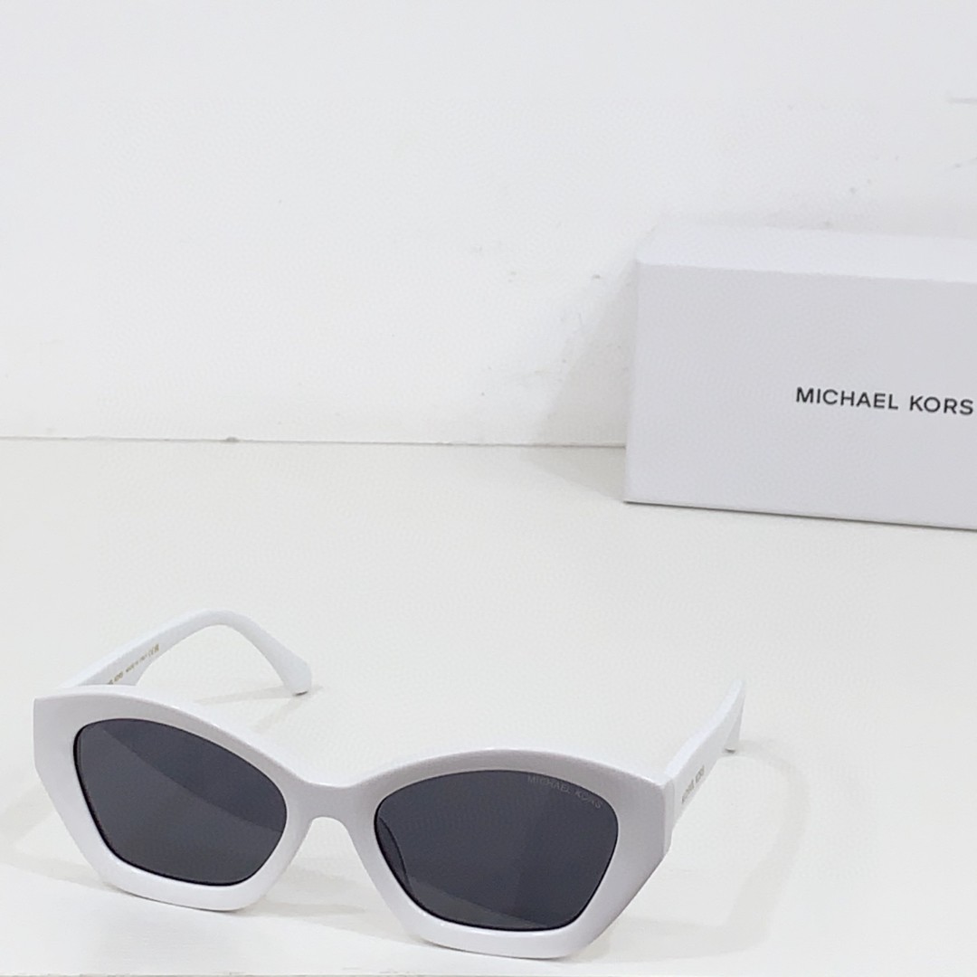 Michael Kors Sunglasses(AAAA)-008