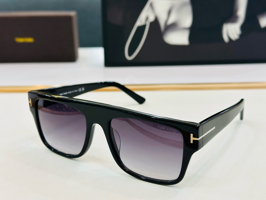 Tom Ford Sunglasses(AAAA)-702