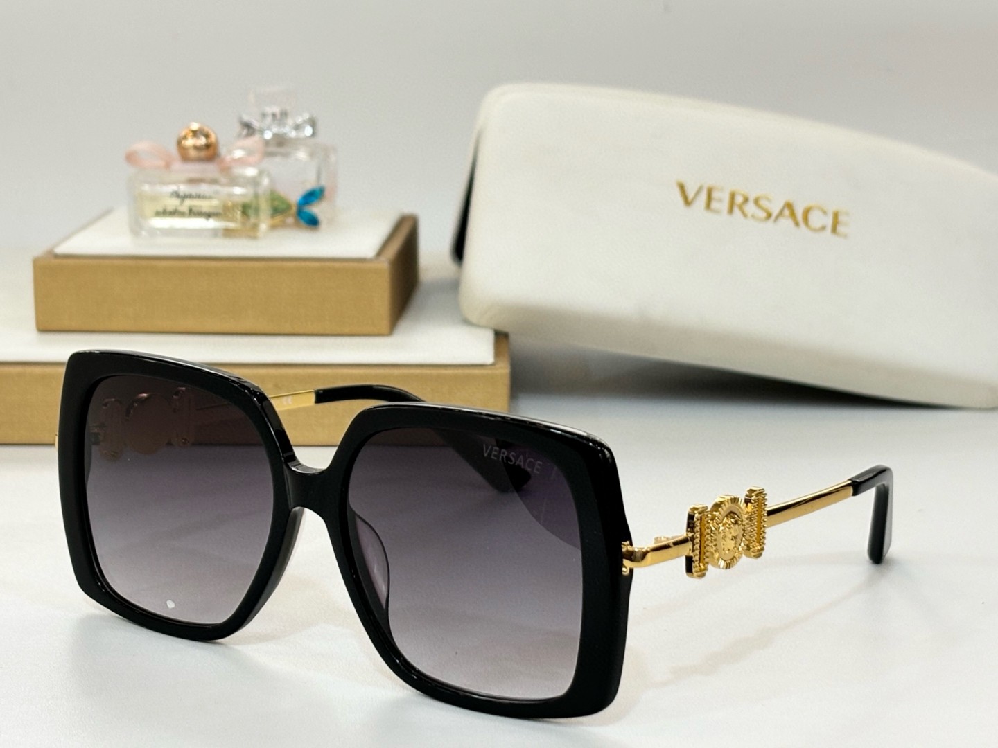 Versace Sunglasses(AAAA)-2706