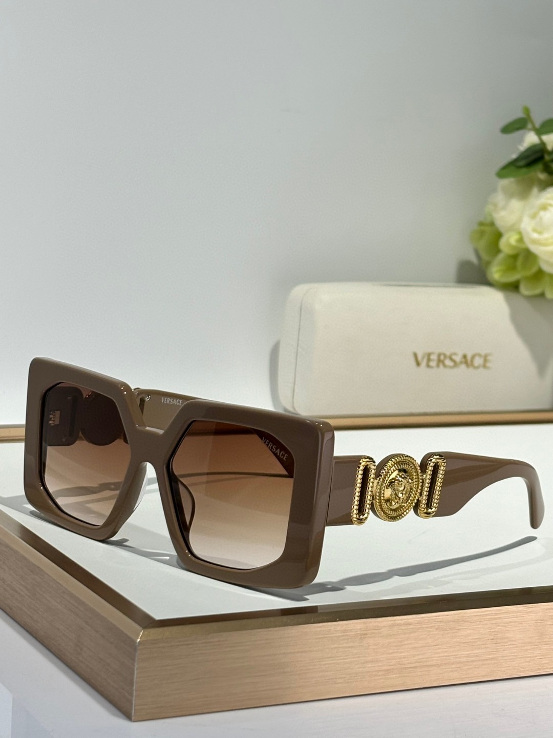 Versace Sunglasses(AAAA)-2666
