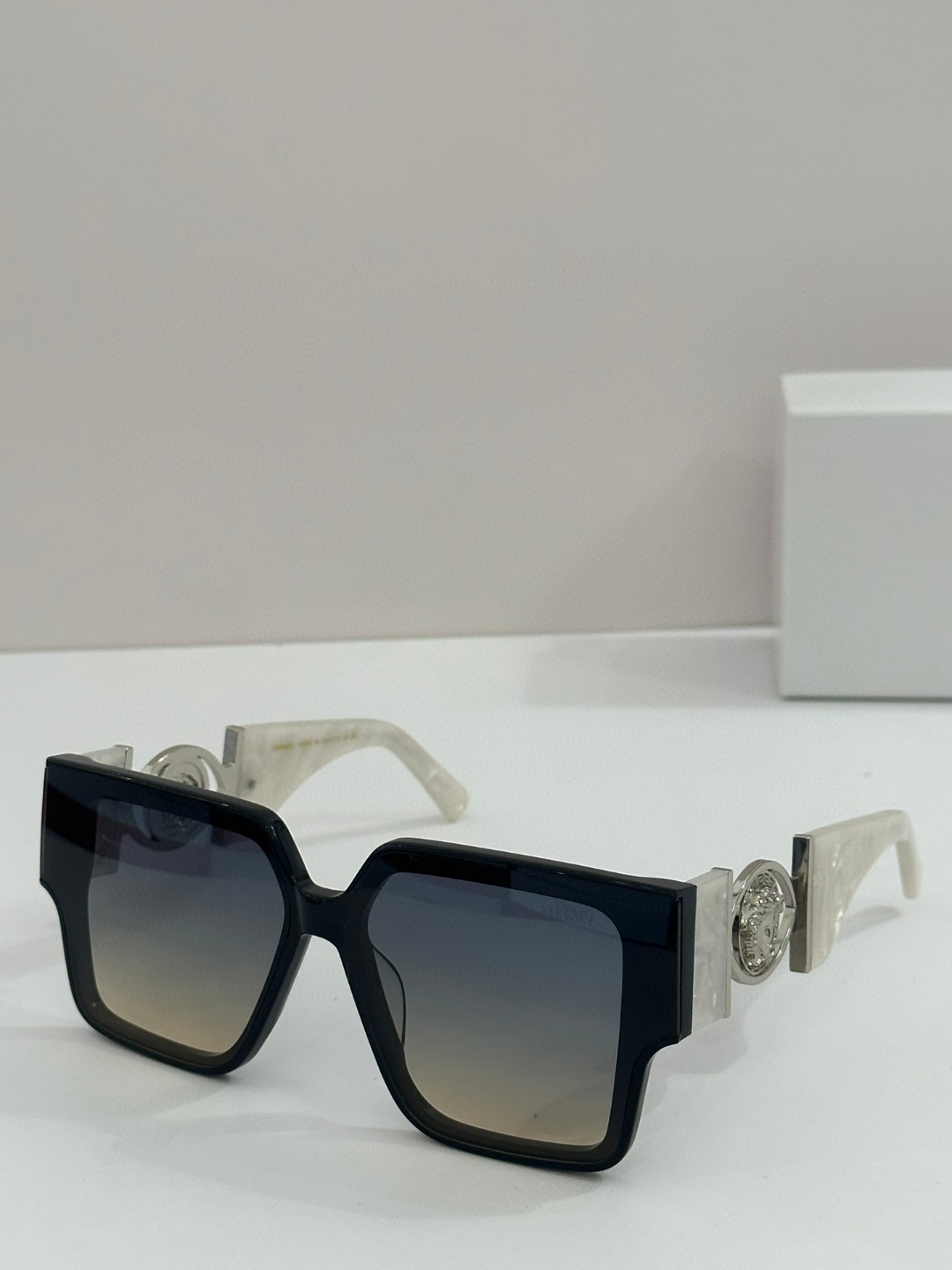 Versace Sunglasses(AAAA)-2622