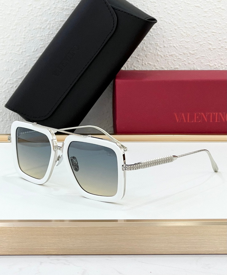 Valentino Sunglasses(AAAA)-426