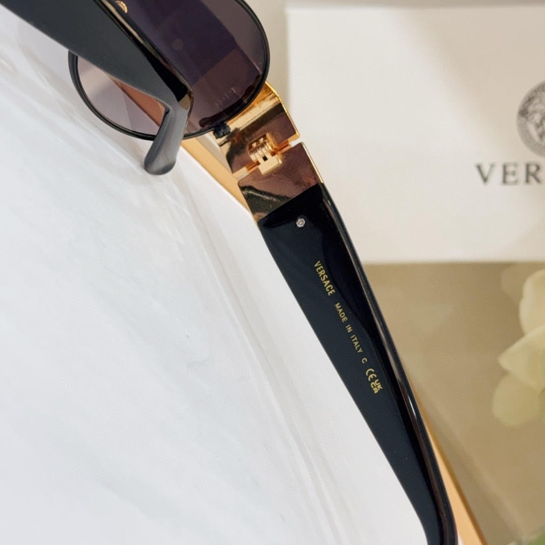 Versace Sunglasses(AAAA)-2328