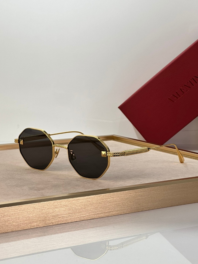 Valentino Sunglasses(AAAA)-420