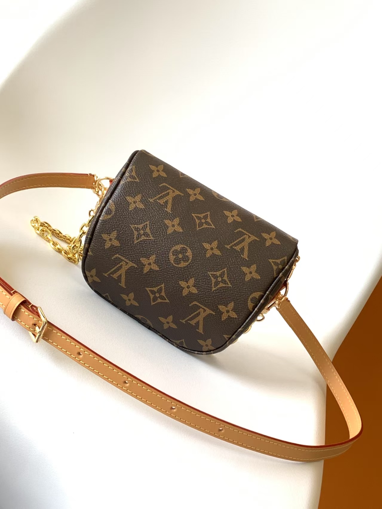 LV Handbags AAA(Women)-2004