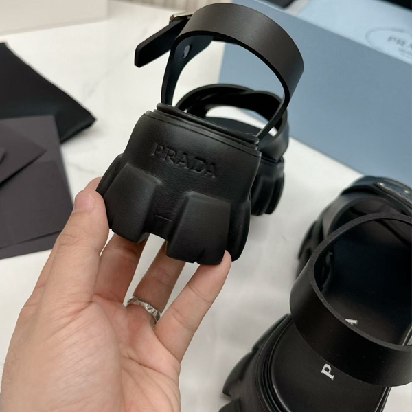 Pra*a slippers women(aaa)-018