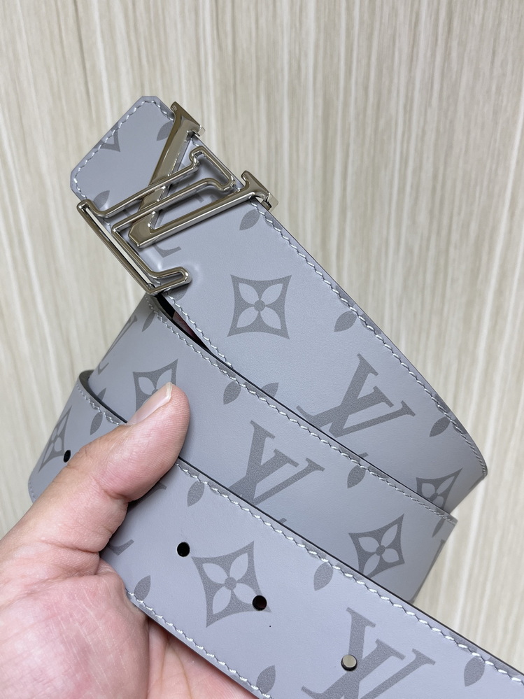 LV Belts(AAAAA)-2450