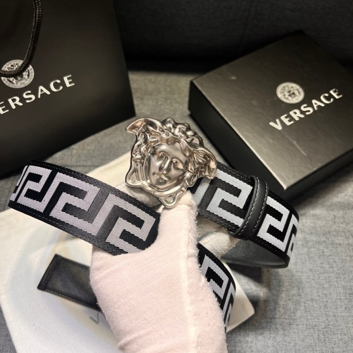 Versace Belts(AAAAA)-372