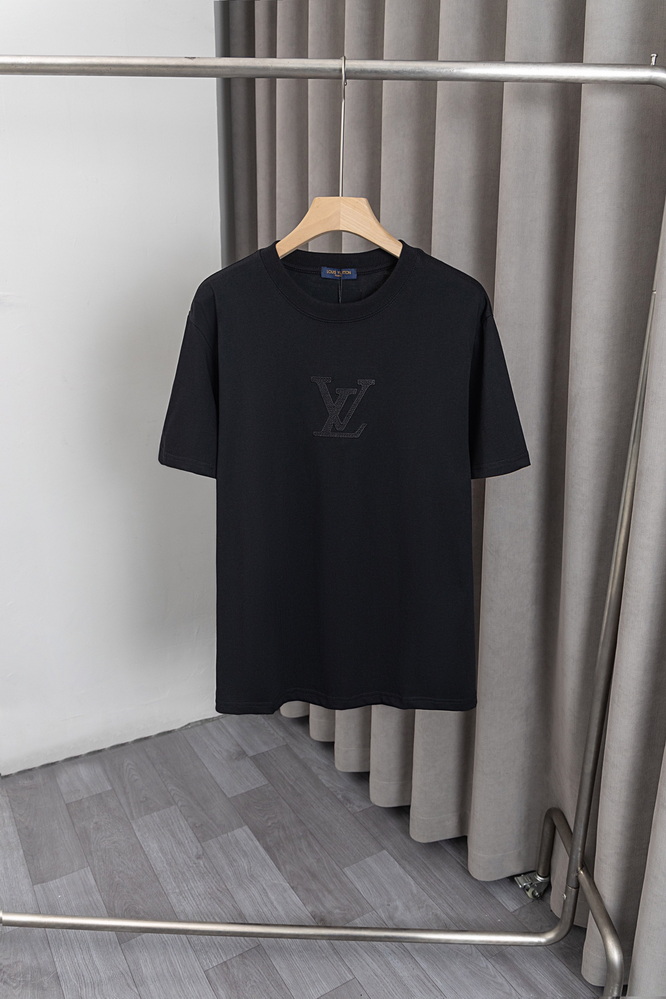 LV T-shirts-2032