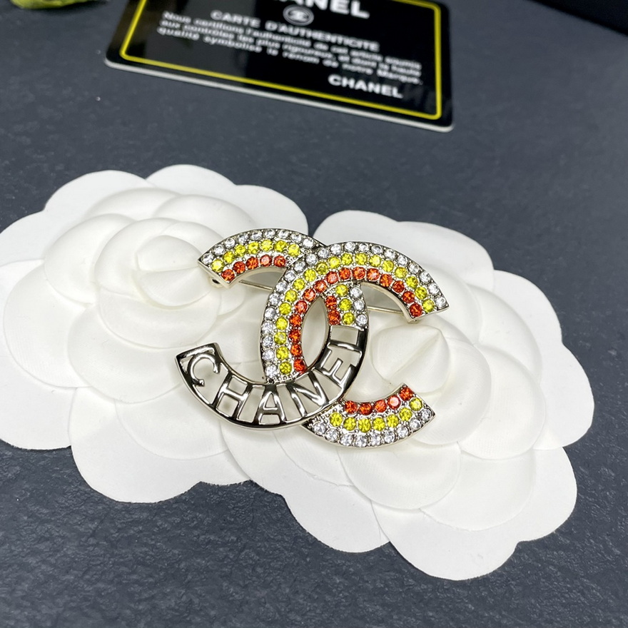 Ch*el brooch-035