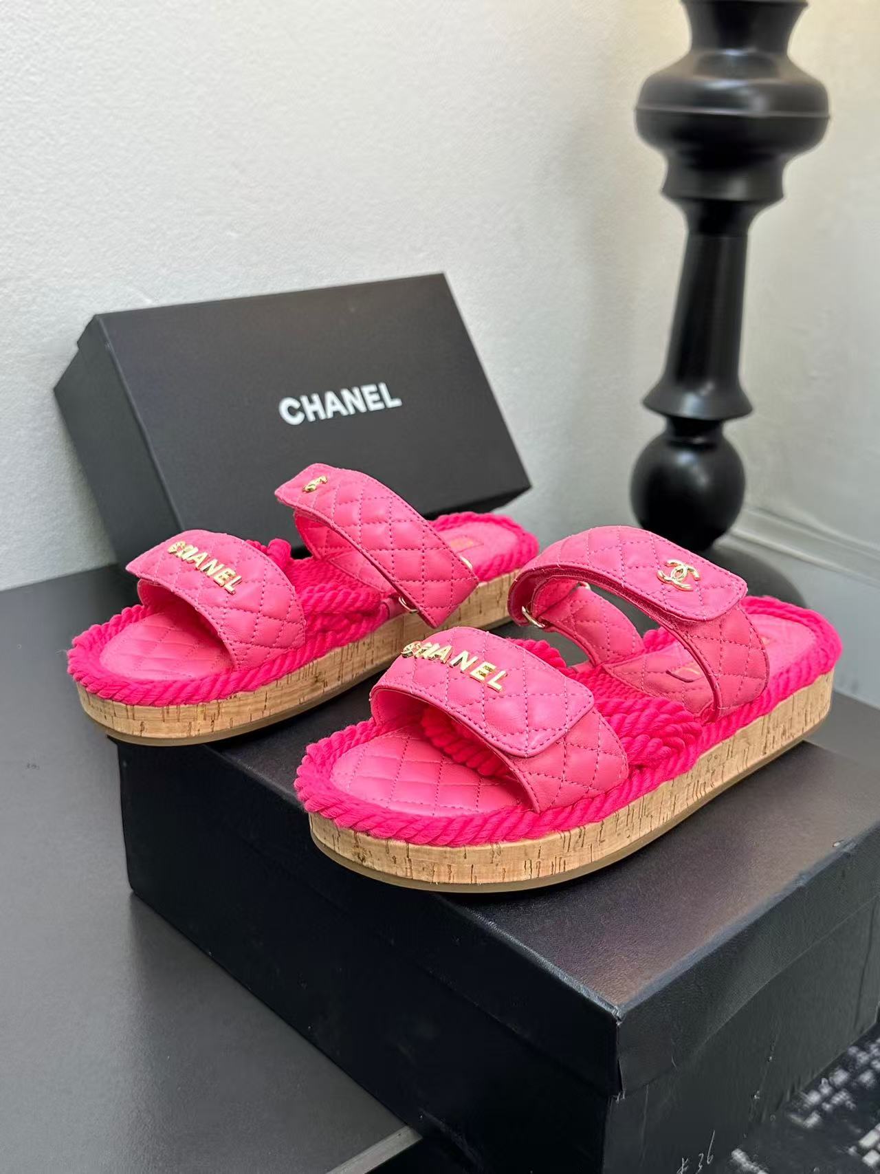 Ch*el slippers women(aaa)-030