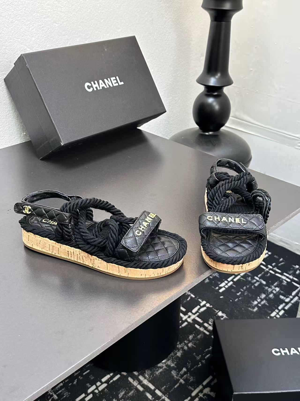 Ch*el slippers women(aaa)-023