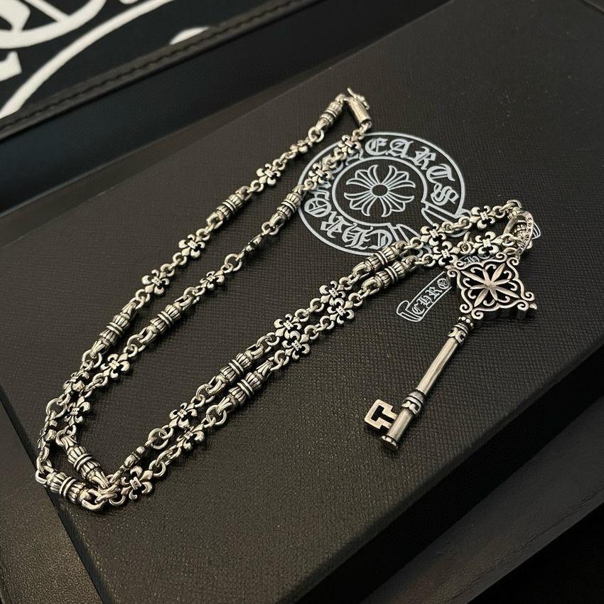 Ch**me He**ts necklace-099