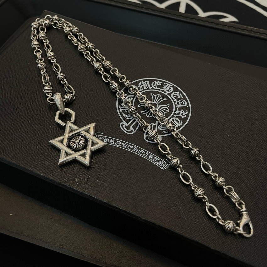 Ch**me He**ts necklace-038