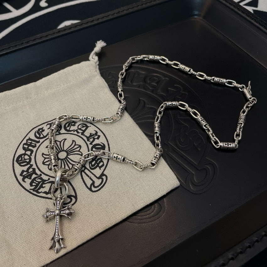 Ch**me He**ts necklace-043