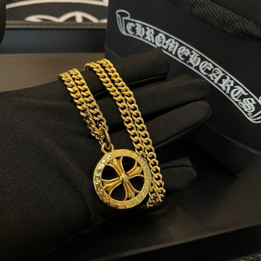 Ch**me He**ts necklace-082