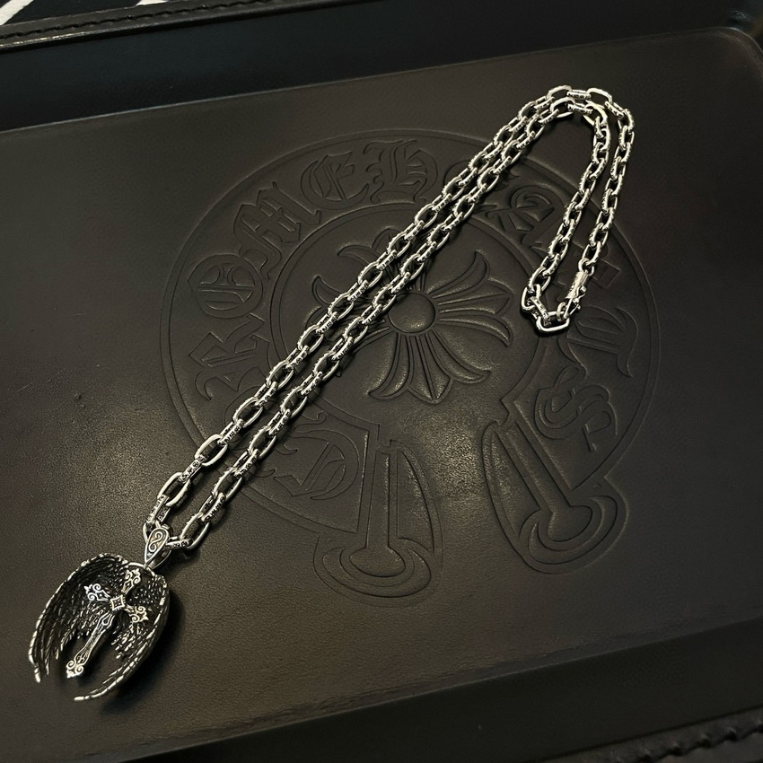 Ch**me He**ts necklace-091