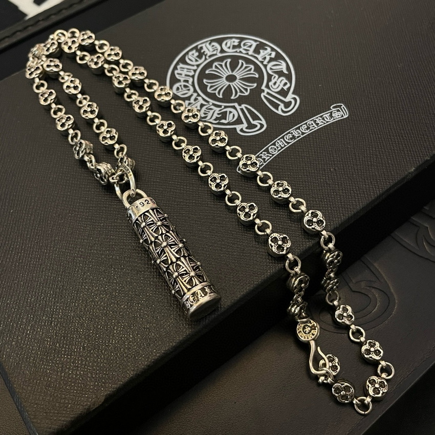 Ch**me He**ts necklace-098