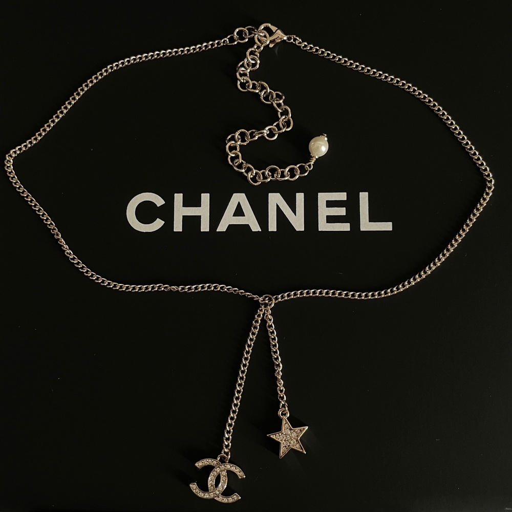 Ch*el necklace-315