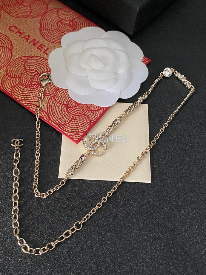 Ch*el necklace-393