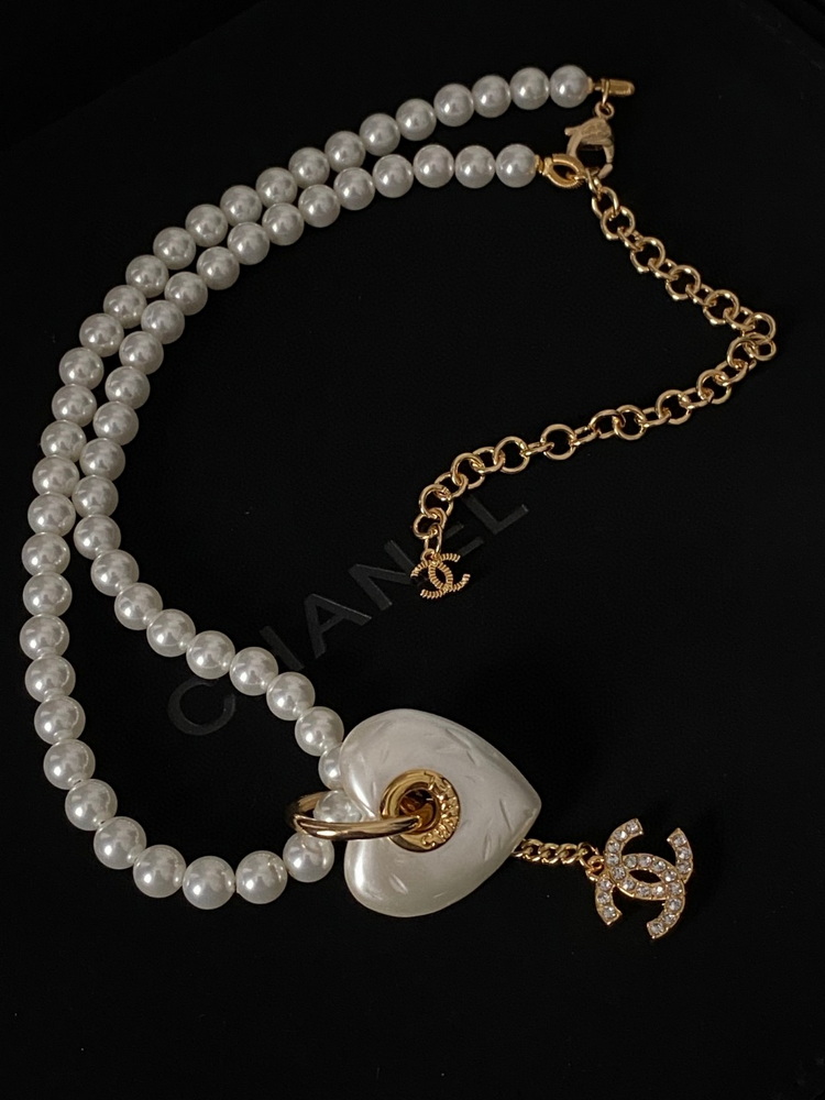 Ch*el necklace-392