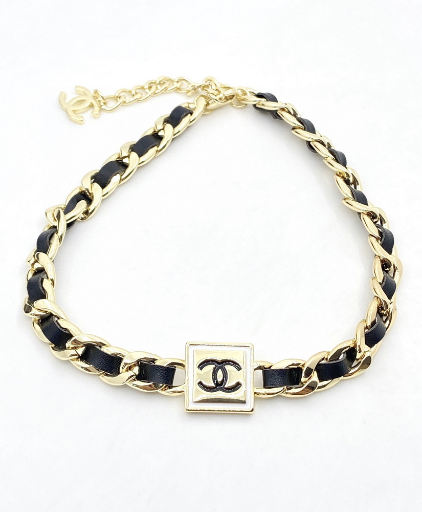 Ch*el necklace-300