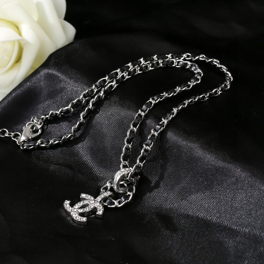 Ch*el necklace-116
