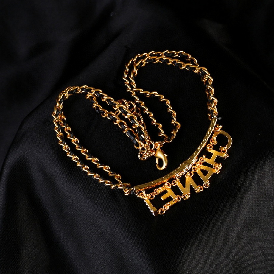 Ch*el necklace-360