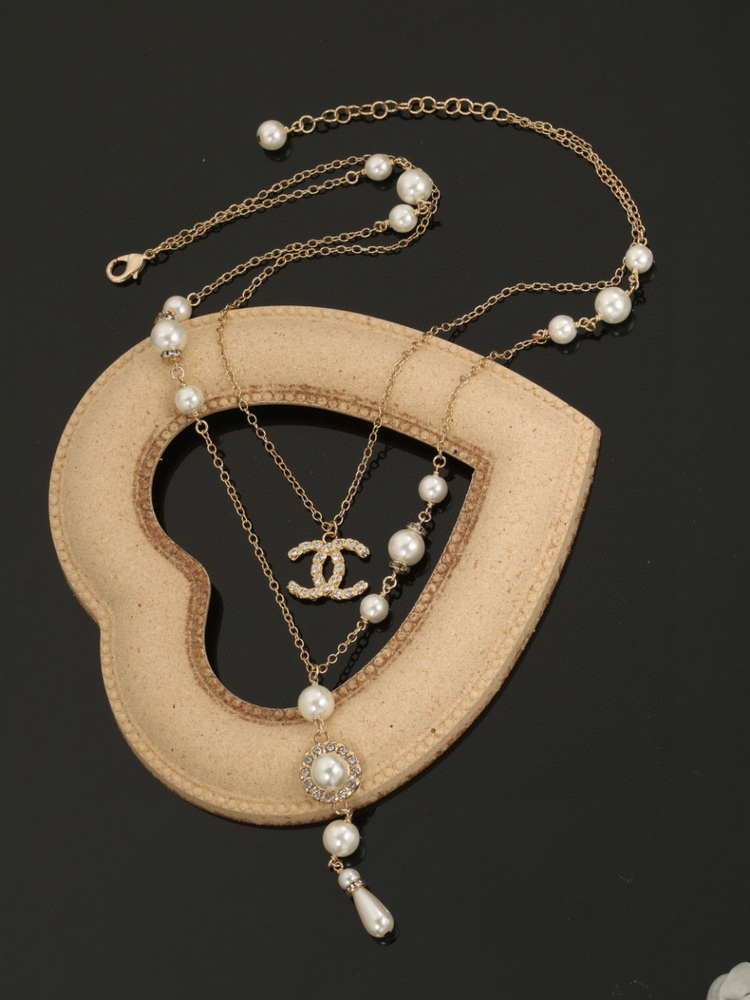 Ch*el necklace-410