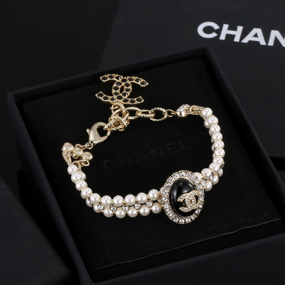 Ch*el necklace-226