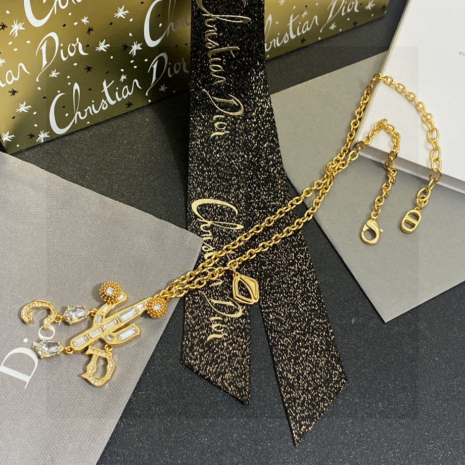 D*or necklace-094