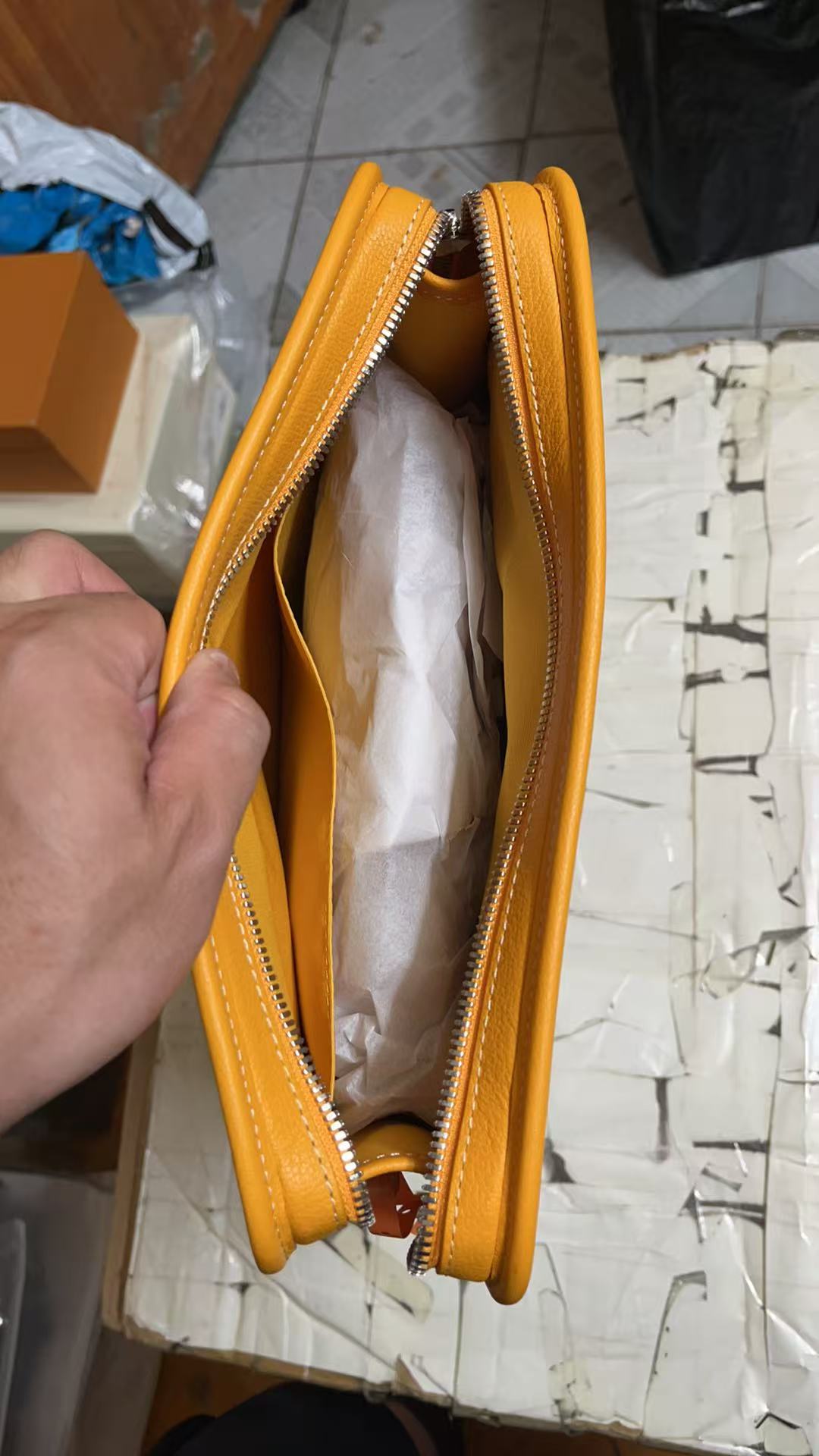 Go*ard handbags aaa(men)-014