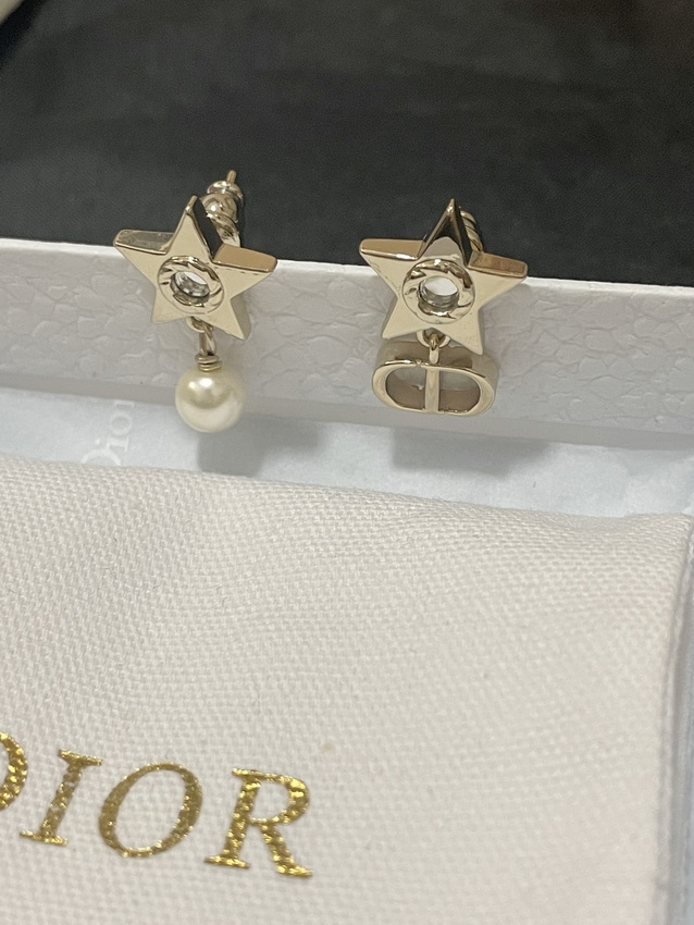D*or earrings-081