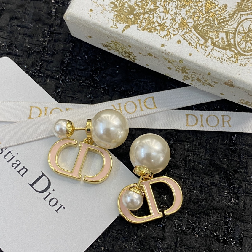 D*or earrings-139