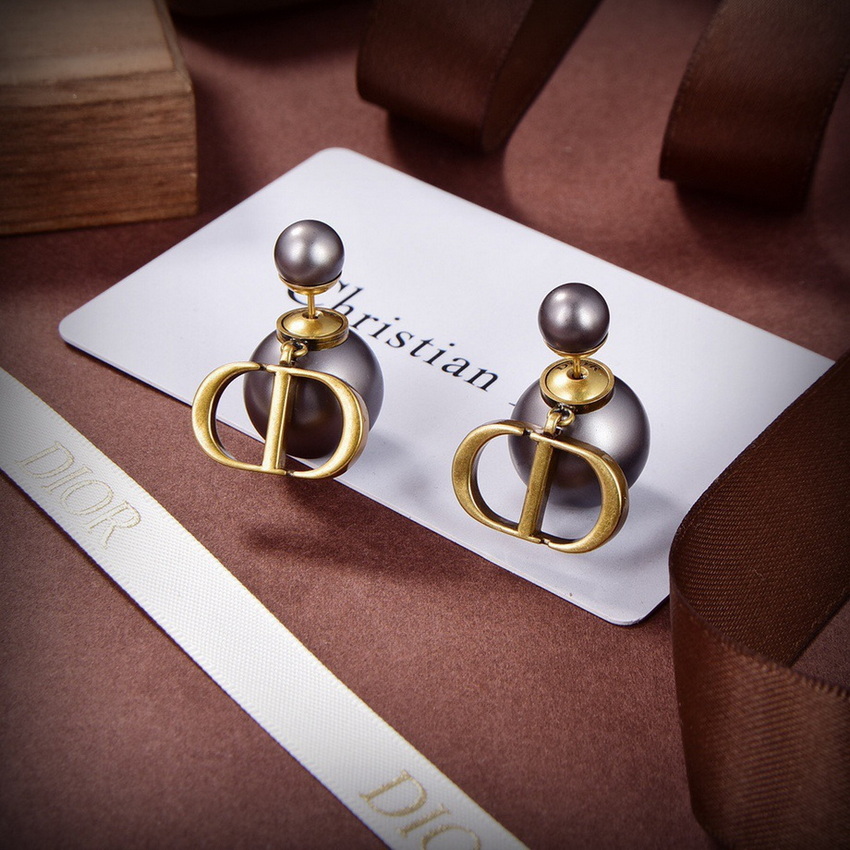 D*or earrings-111