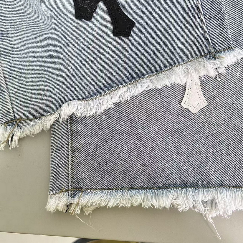 Ch**me He**ts shorts jeans-006