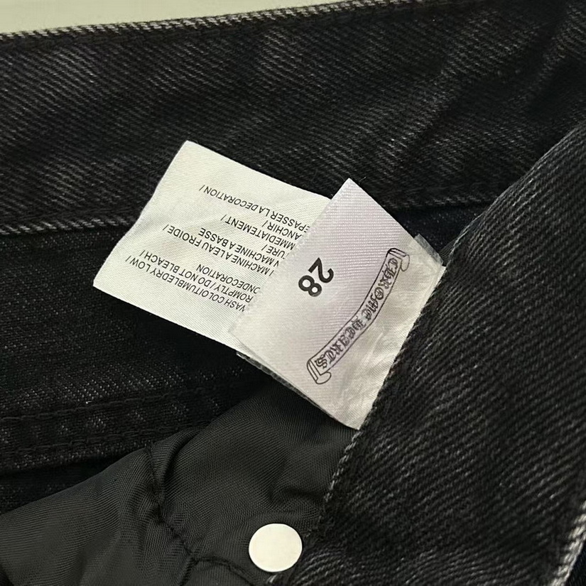 Ch**me He**ts shorts jeans-008