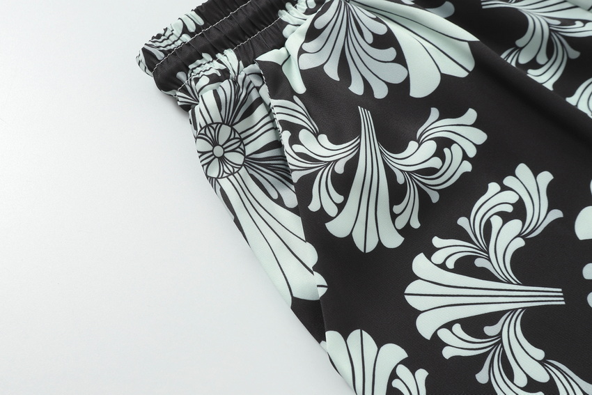 Ch**me He**ts shorts-131