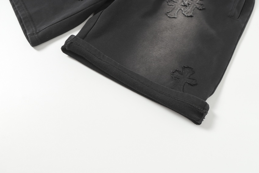 Ch**me He**ts shorts-136