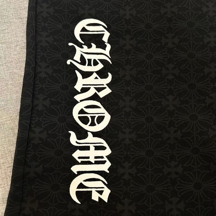 Ch**me He**ts shorts-157