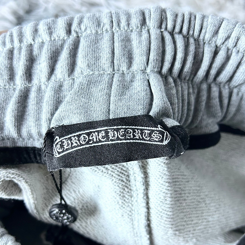 Ch**me He**ts shorts-172