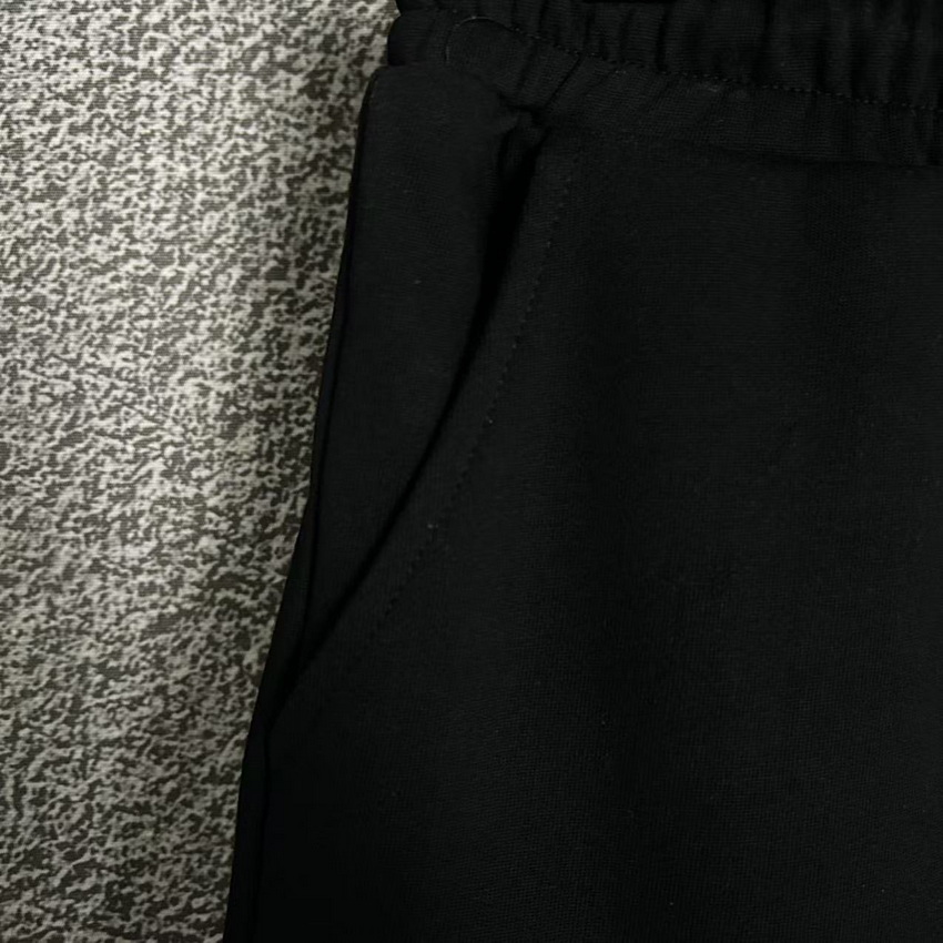 Ch**me He**ts shorts-181