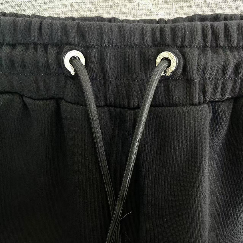 Ch**me He**ts shorts-184