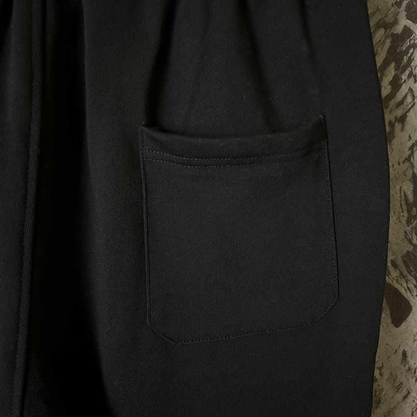 Ch**me He**ts pants-001