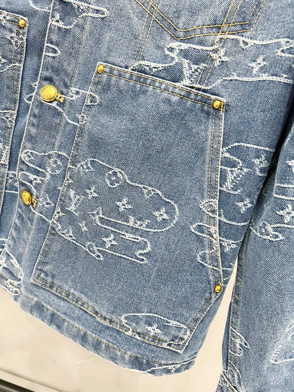 LV Jacket-028